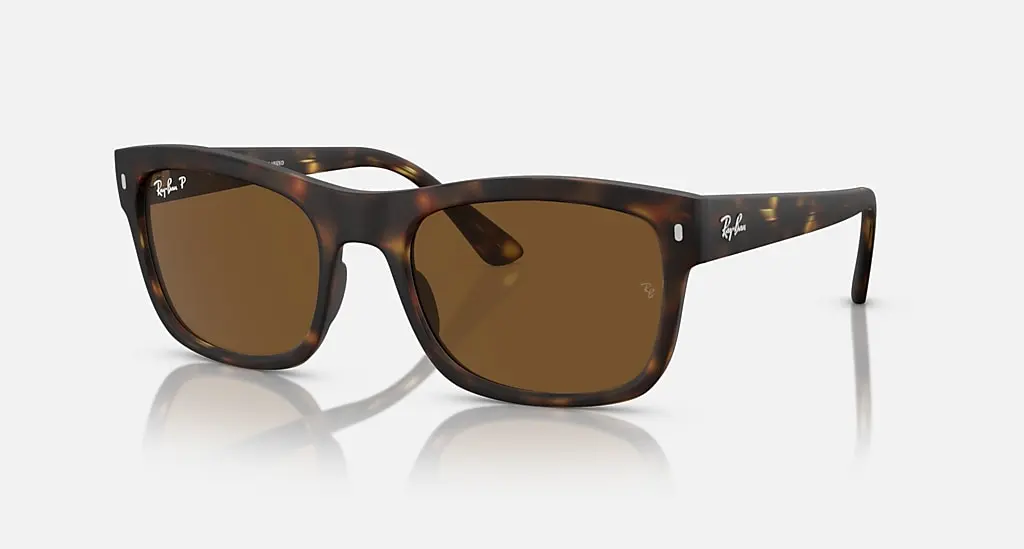 

Солнцезащитные очки Ray-Ban RB4428, коричневый