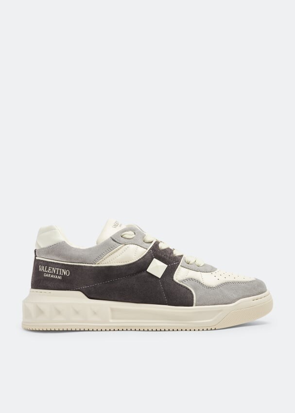 

Кроссовки Valentino Garavani One Stud, серый