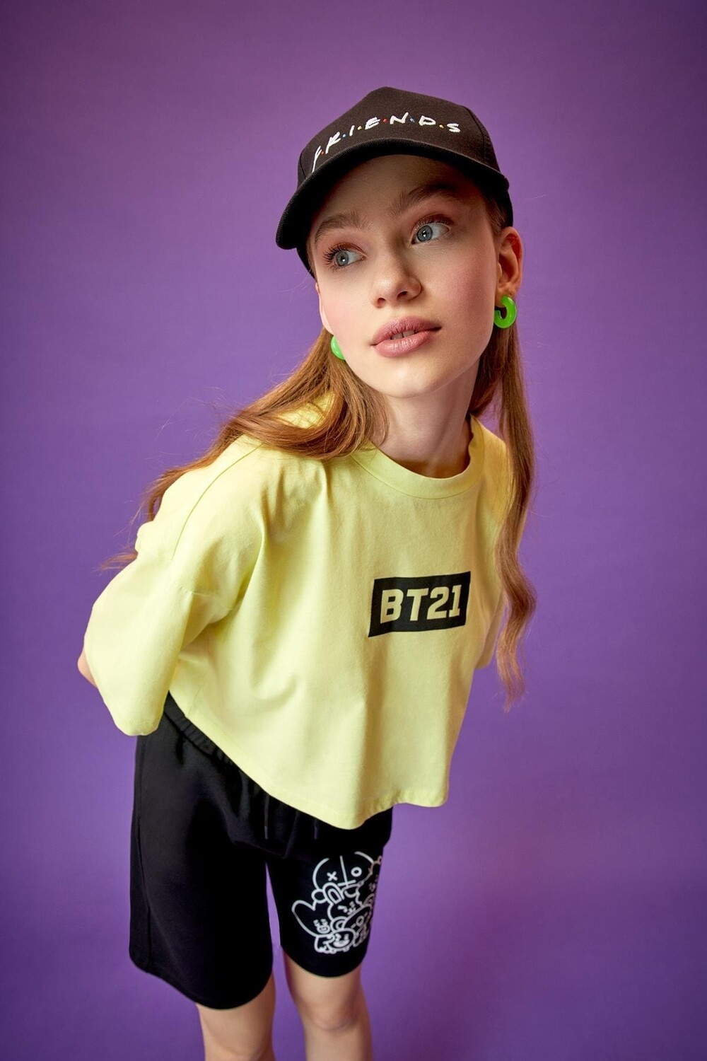 

Укороченная футболка Cool Bt21 с круглым вырезом на спине и короткими рукавами из 100% хлопка DeFacto, зеленый