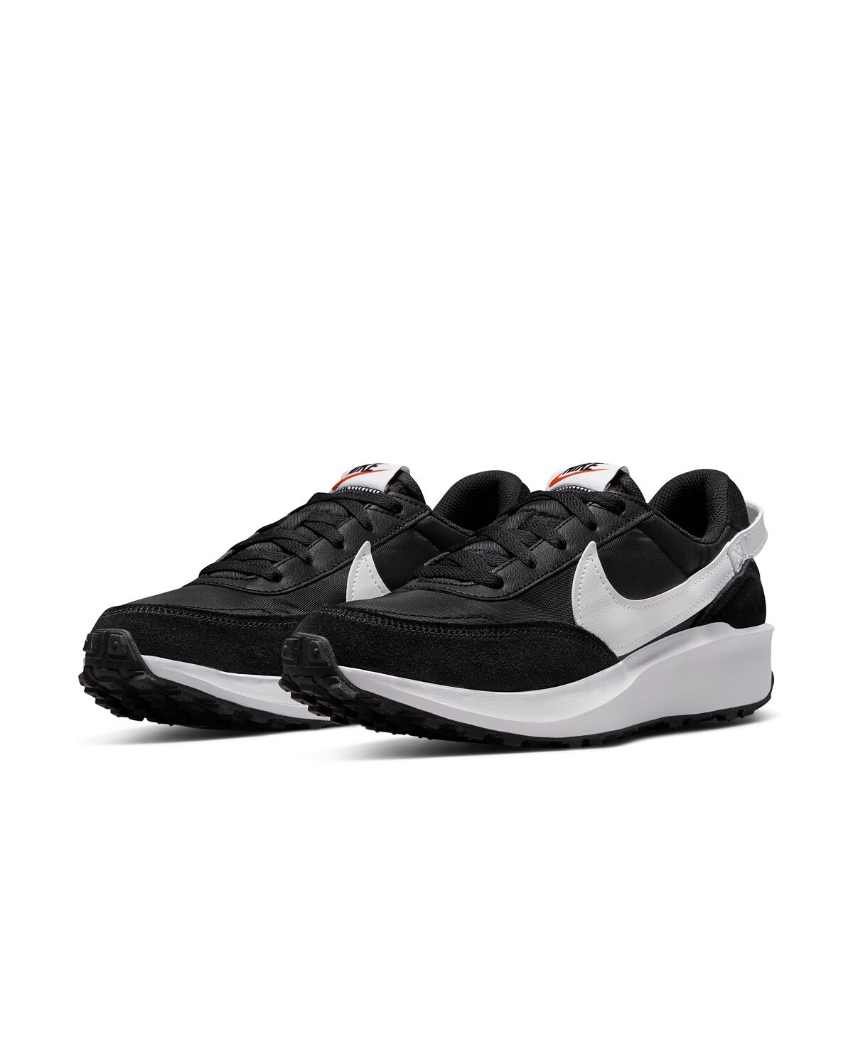 

Женские повседневные кроссовки Waffle Debut от Finish Line Nike