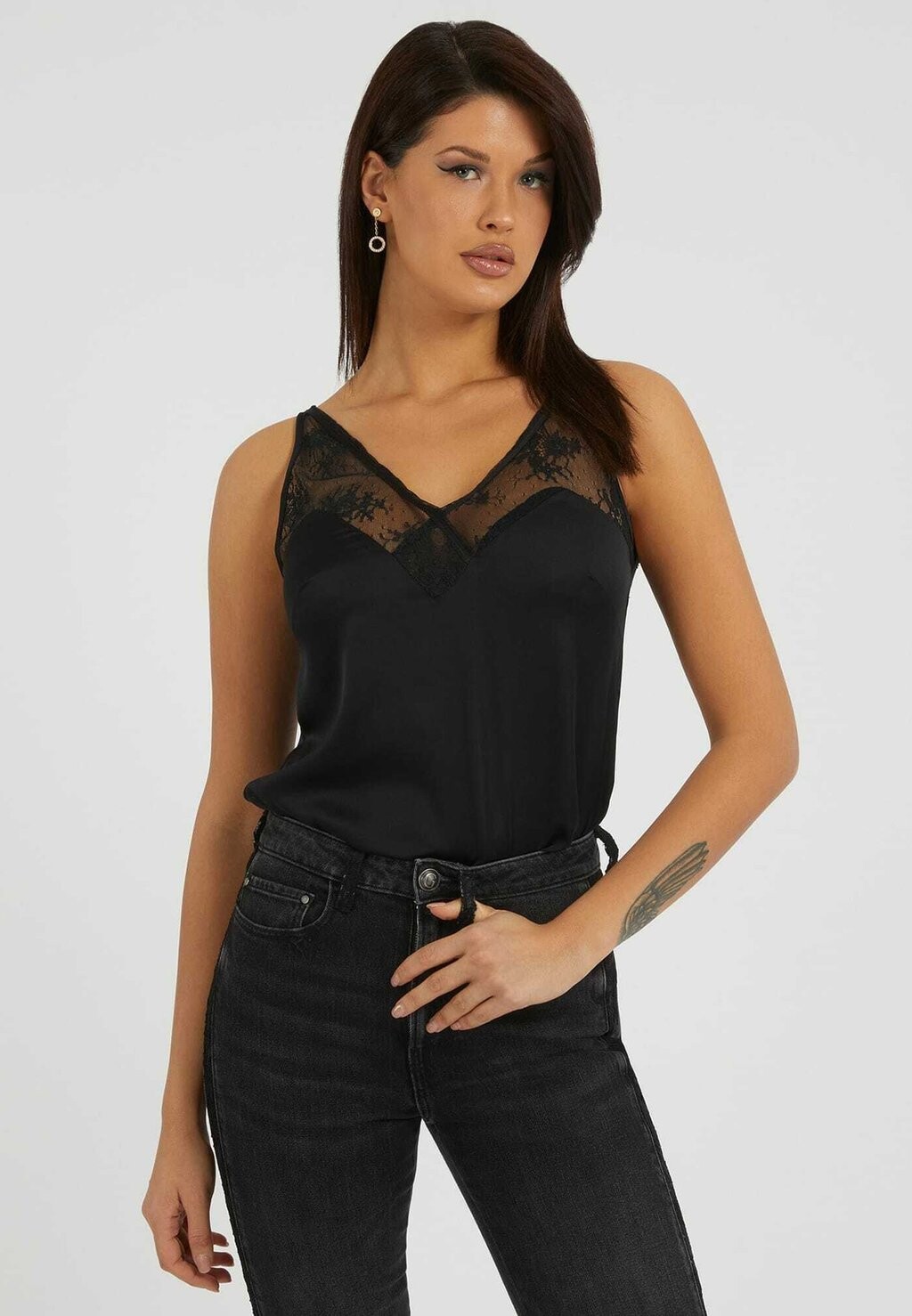 

Блузка Guess