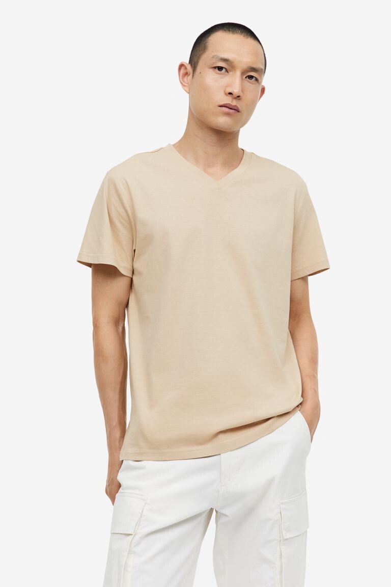 

Футболка стандартного кроя с V-образным вырезом H&M