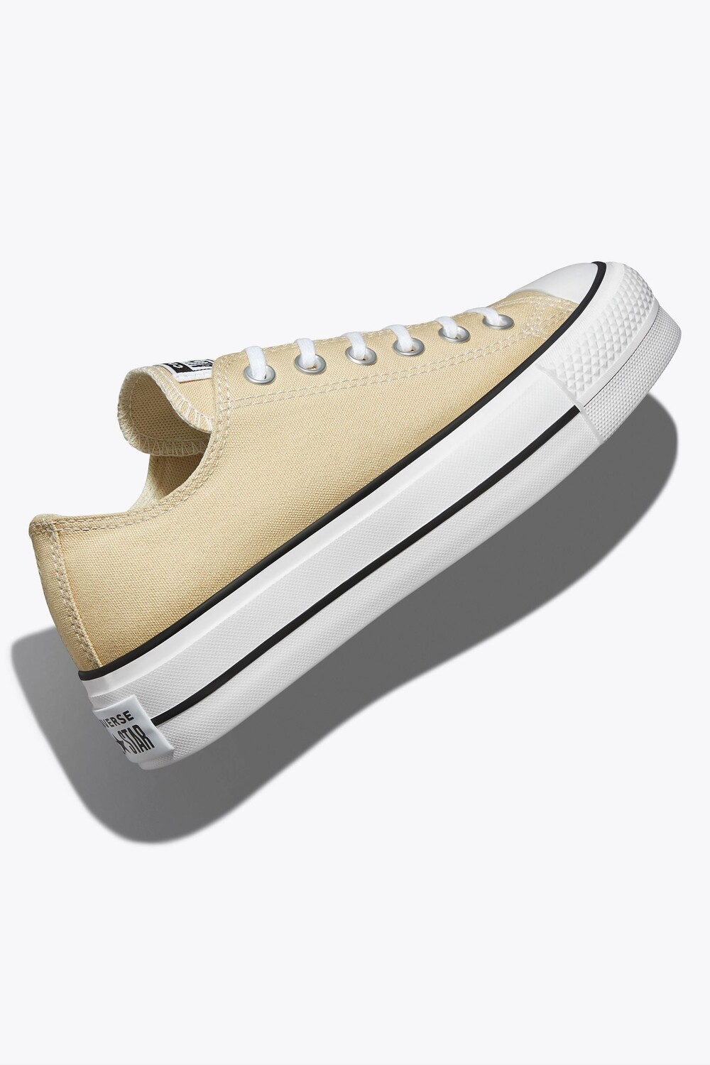 

Спортивная обувь с низким верхом Converse