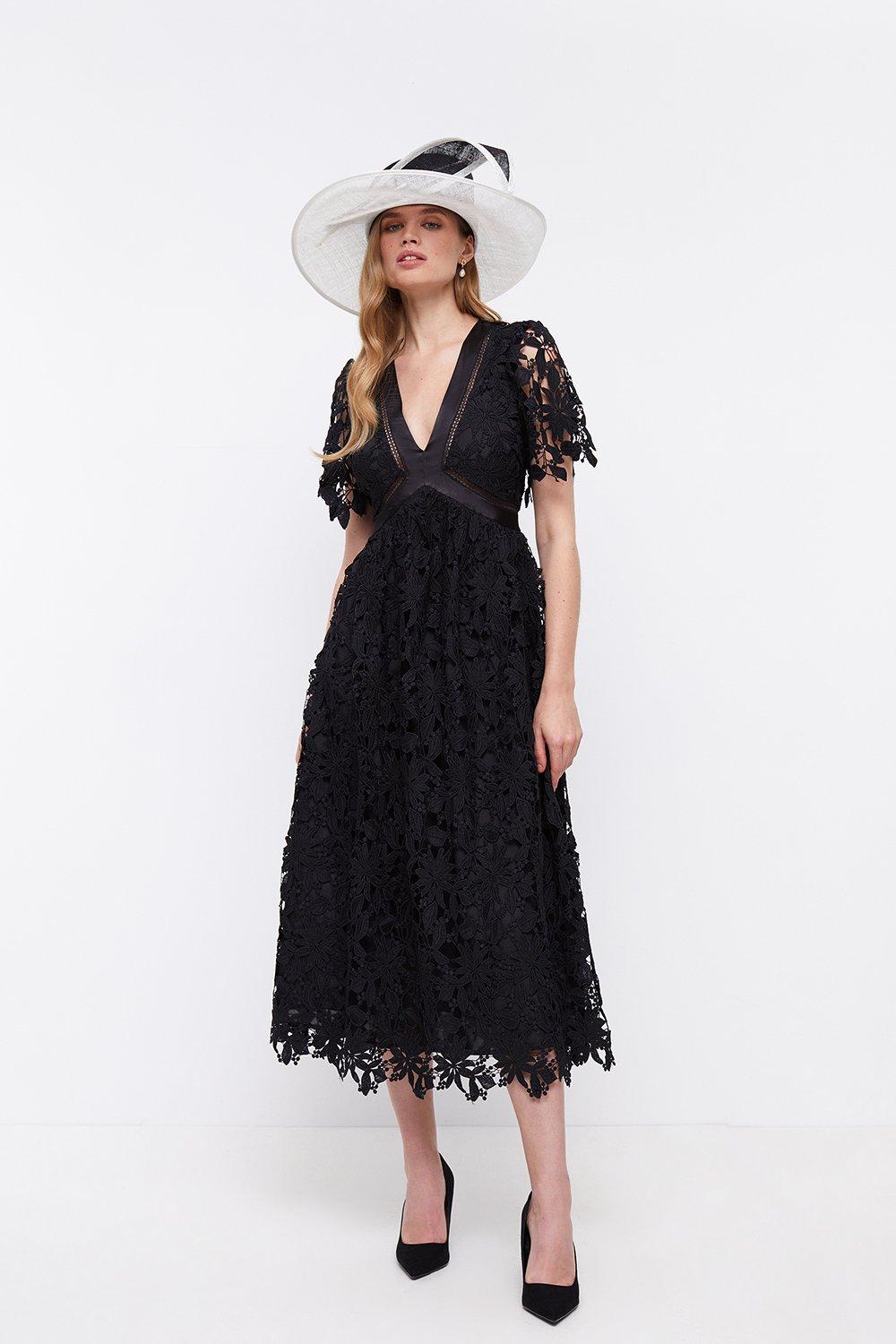 Кружевное платье миди с атласным V-образным вырезом Coast, черный платье миди с принтом v образный вырез xs черный