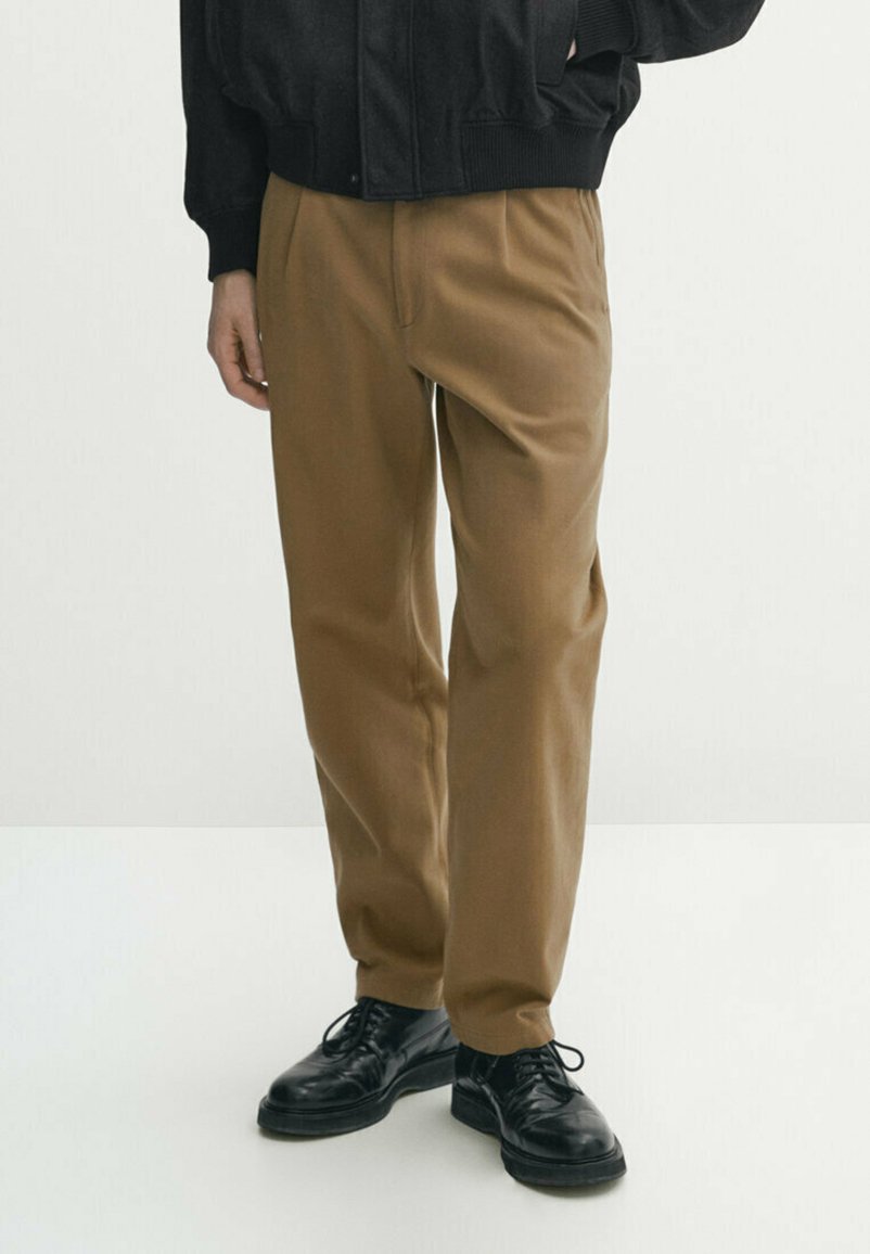 Брюки чинос REGULAR FIT Massimo Dutti, цвет beige брюки чинос massimo dutti slim fit черный