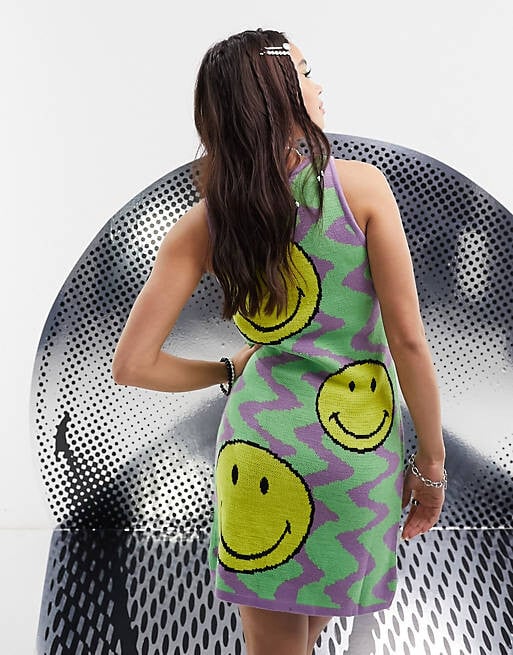 

Жаккардовое мини-платье-борцовка ASOS DESIGN Smiley