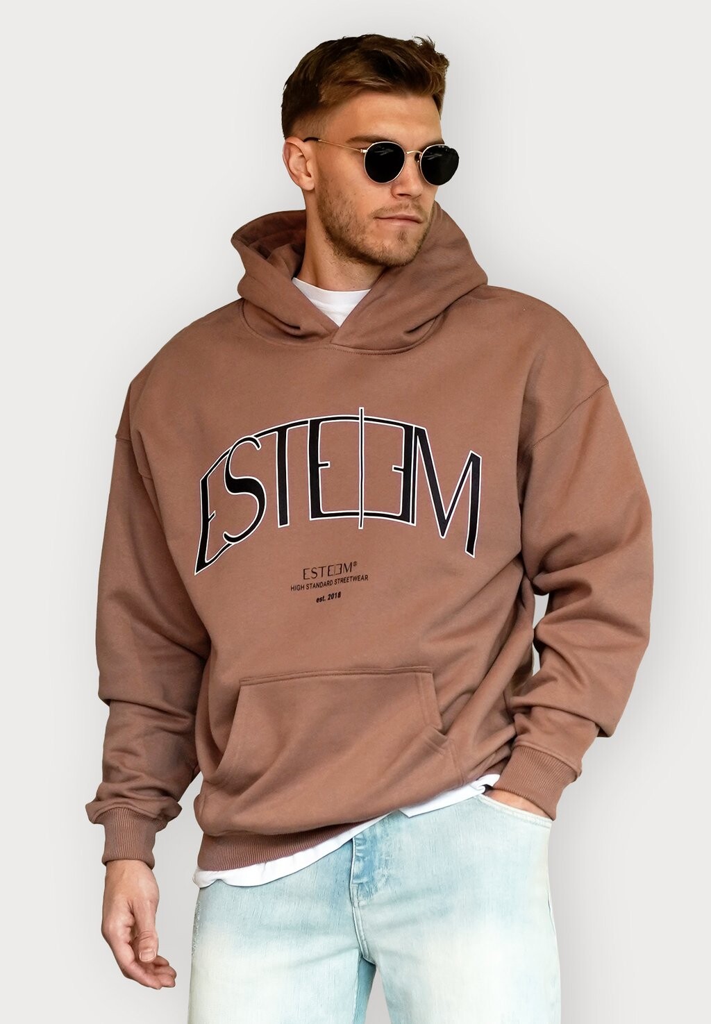 

Толстовка CURVE OVERSIZED ESTEEM, цвет cognac