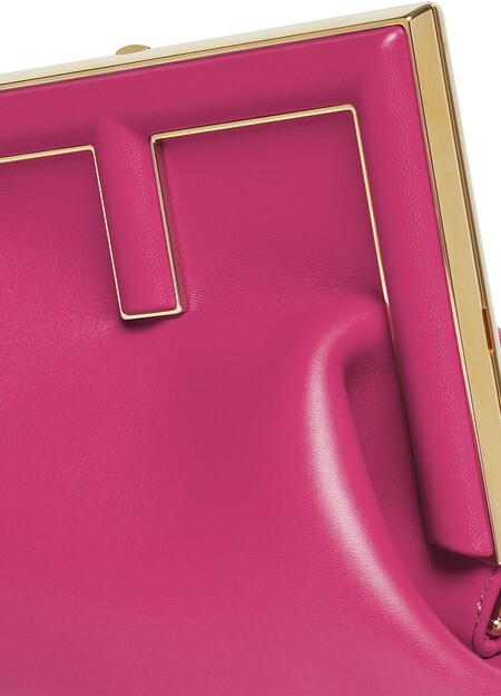 

Сумка миди Fendi First Fendi