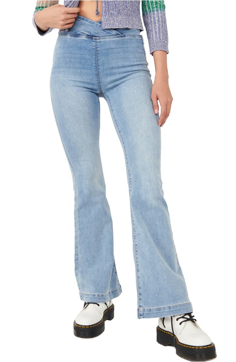 

Расклешенные джинсы с высокой талией Venice Beach FREE PEOPLE