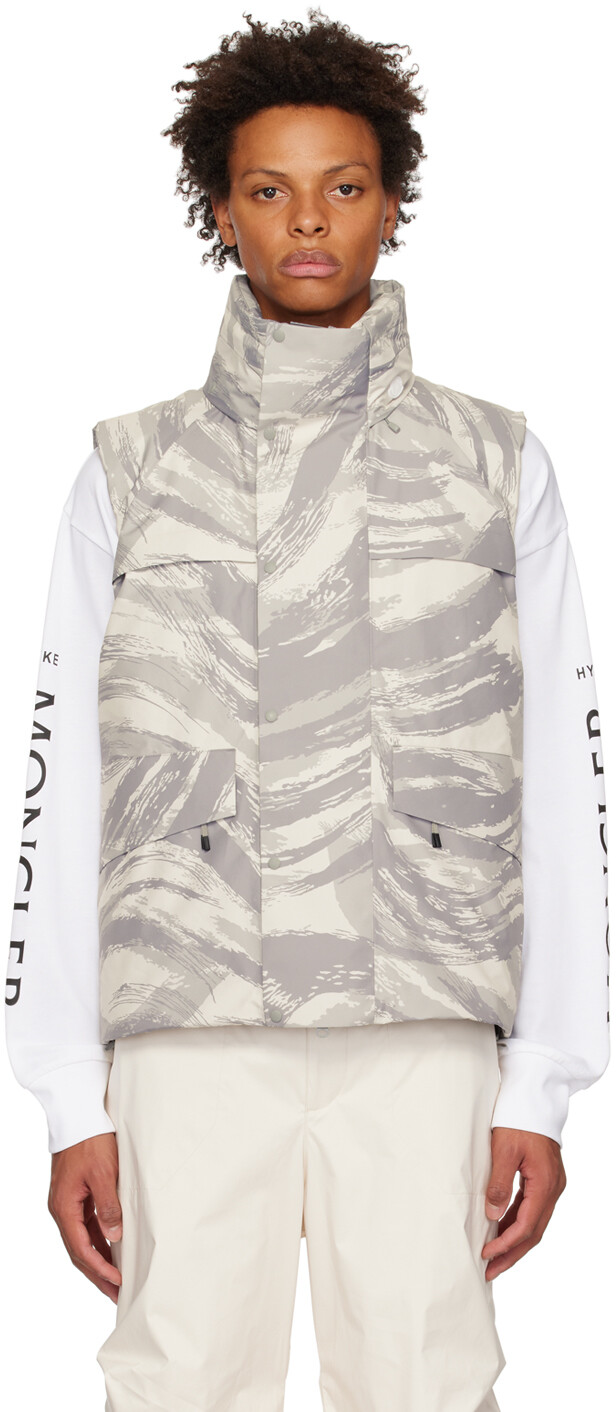 

Moncler HYKE Серый ванильный пуховый жилет Moncler Genius