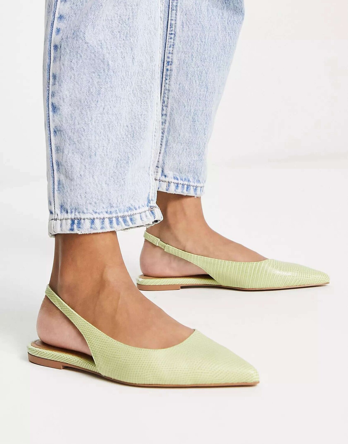 

Зеленые балетки под крокодила ASOS Lala