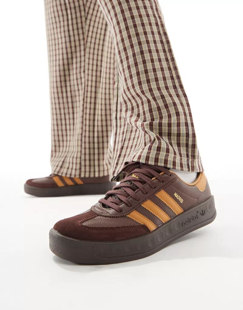 

Красно-коричневые кроссовки adidas Originals Madrid