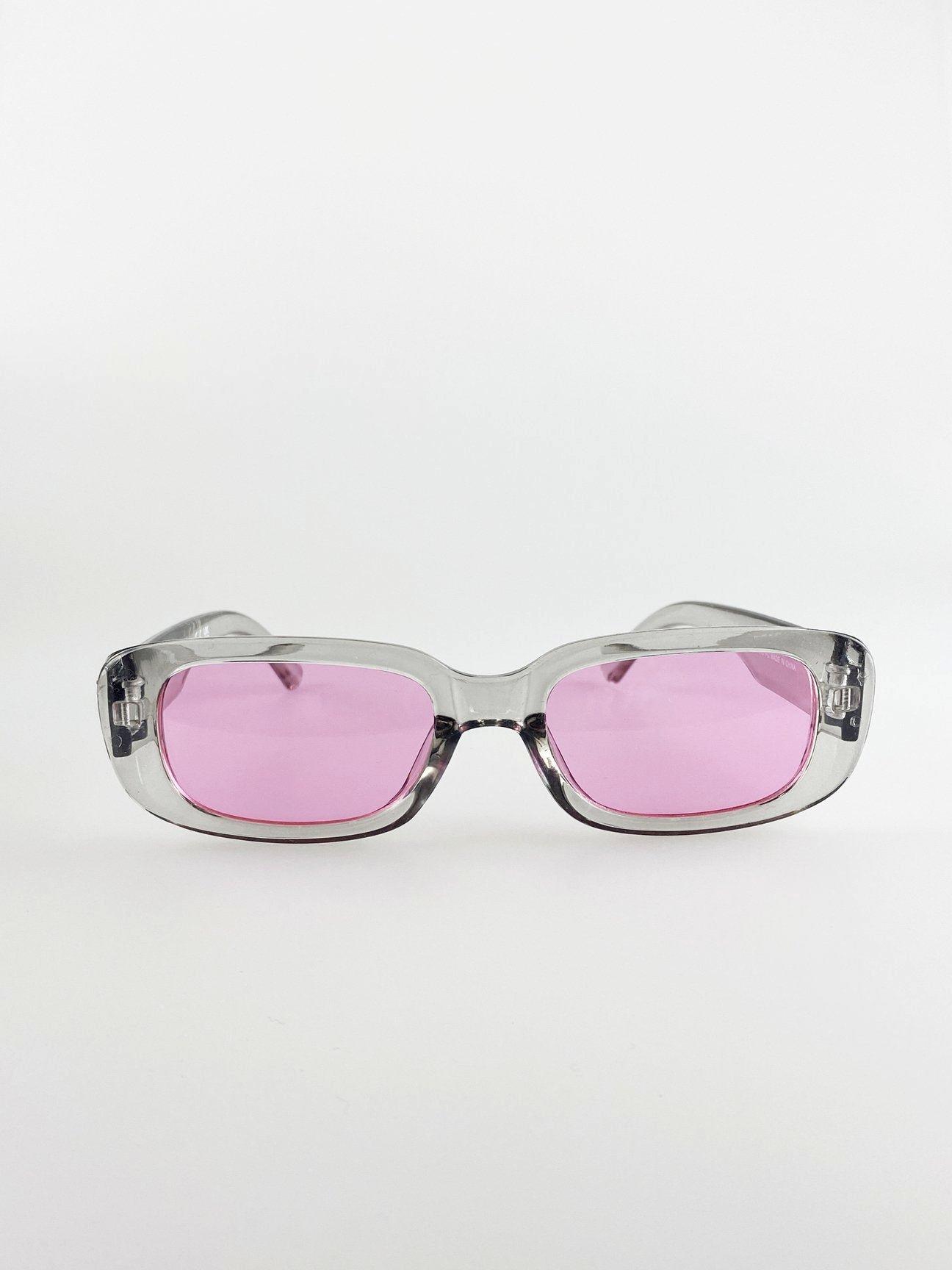 цена Прямоугольные солнцезащитные очки в стиле ретро с розовыми линзами и светло-серой оправой SVNX, мультиколор