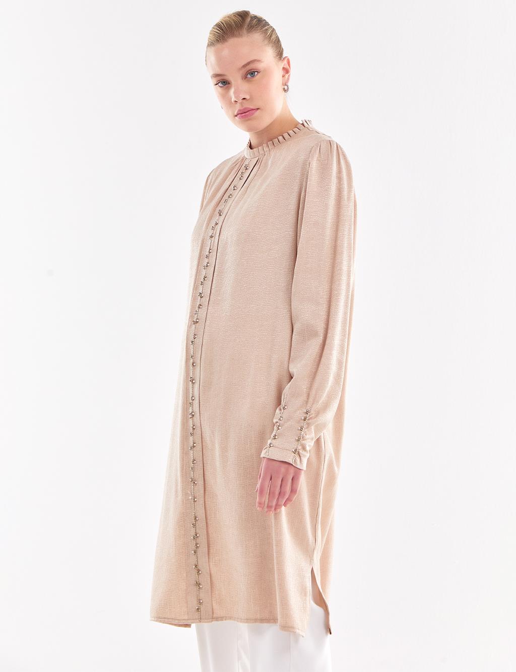 Туника с вышитым воротником и рюшами песочно-бежевого цвета Kayra рубашка jp1880 цвет sand beige