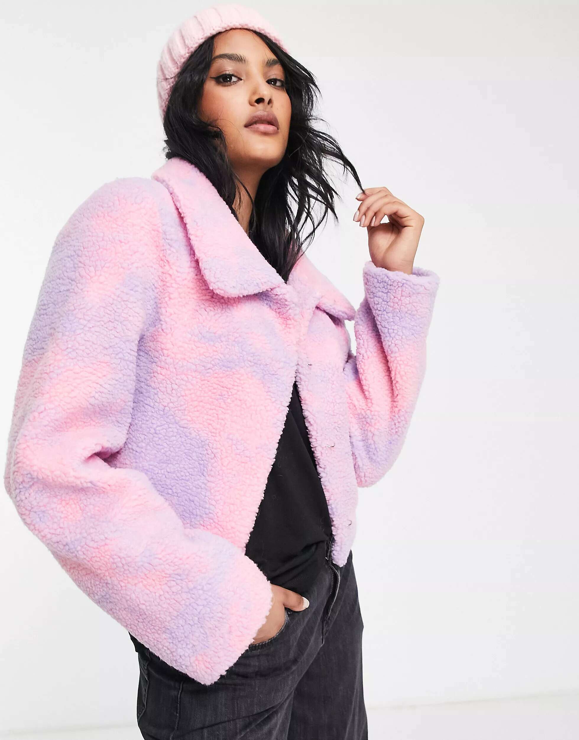Разноцветная укороченная куртка из искусственного меха с контрастным воротником Unreal Fur unreal fur пальто