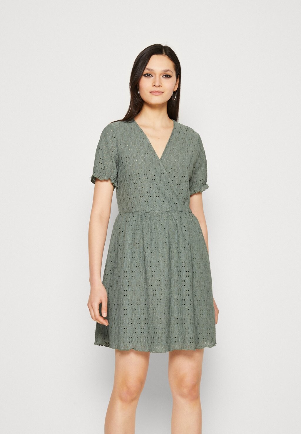 

Летнее платье Vero Moda