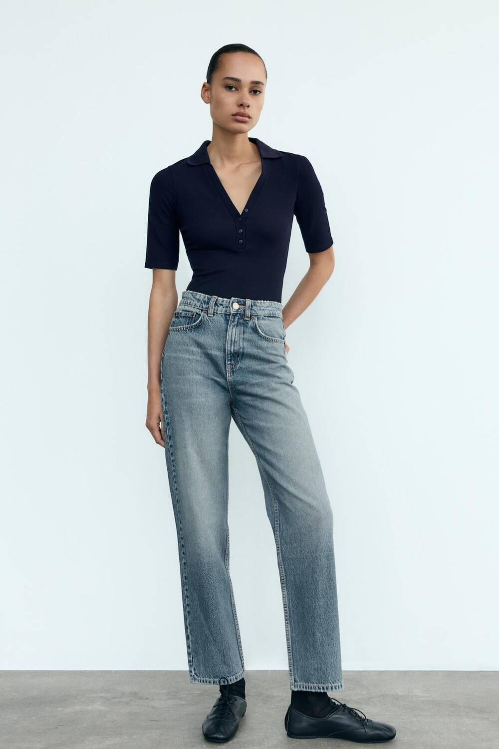

Джинсы trf mom fit с высокой талией ZARA, синий