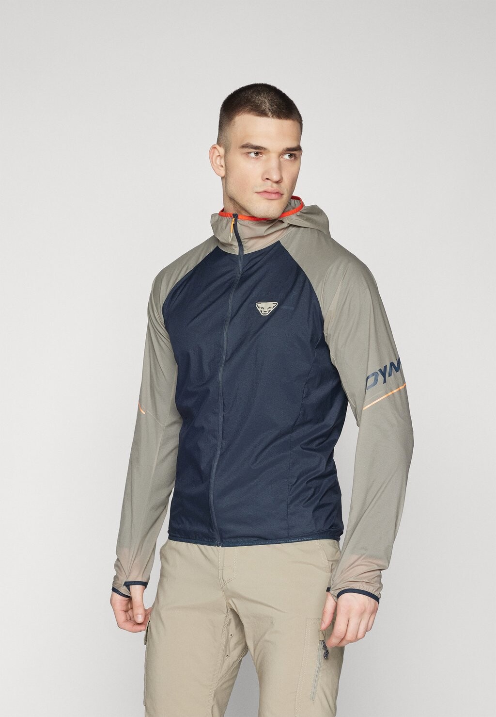 

Куртка Softshell ALPINE WIND Dynafit, цвет rock khaki/grey