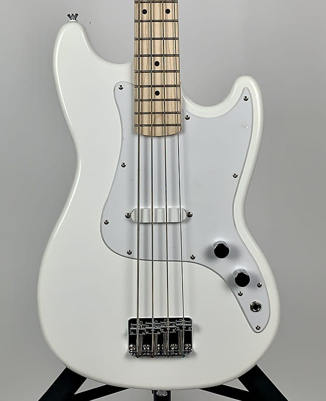 Басс гитара Squier Sonic Bronco Bass Arctic White салатник рlatinum тм bronco