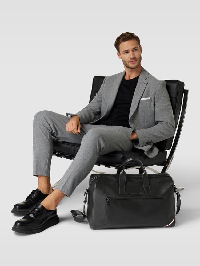 

Weekender с этикеткой Tommy Hilfiger, черный