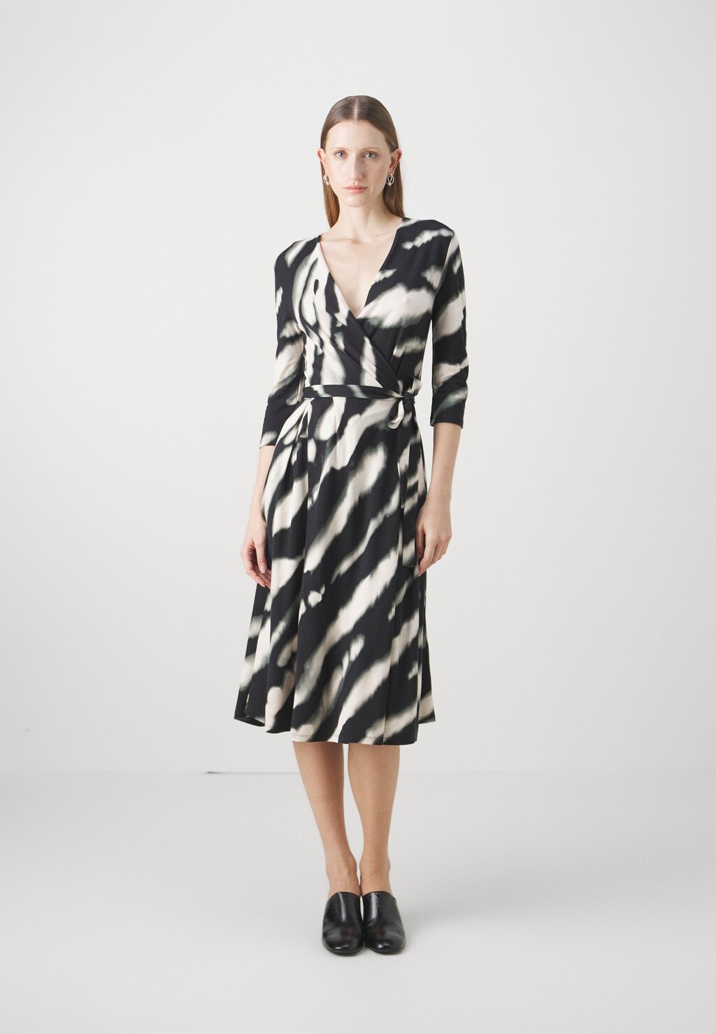 

Платье из джерси Doria WEEKEND MaxMara, черный