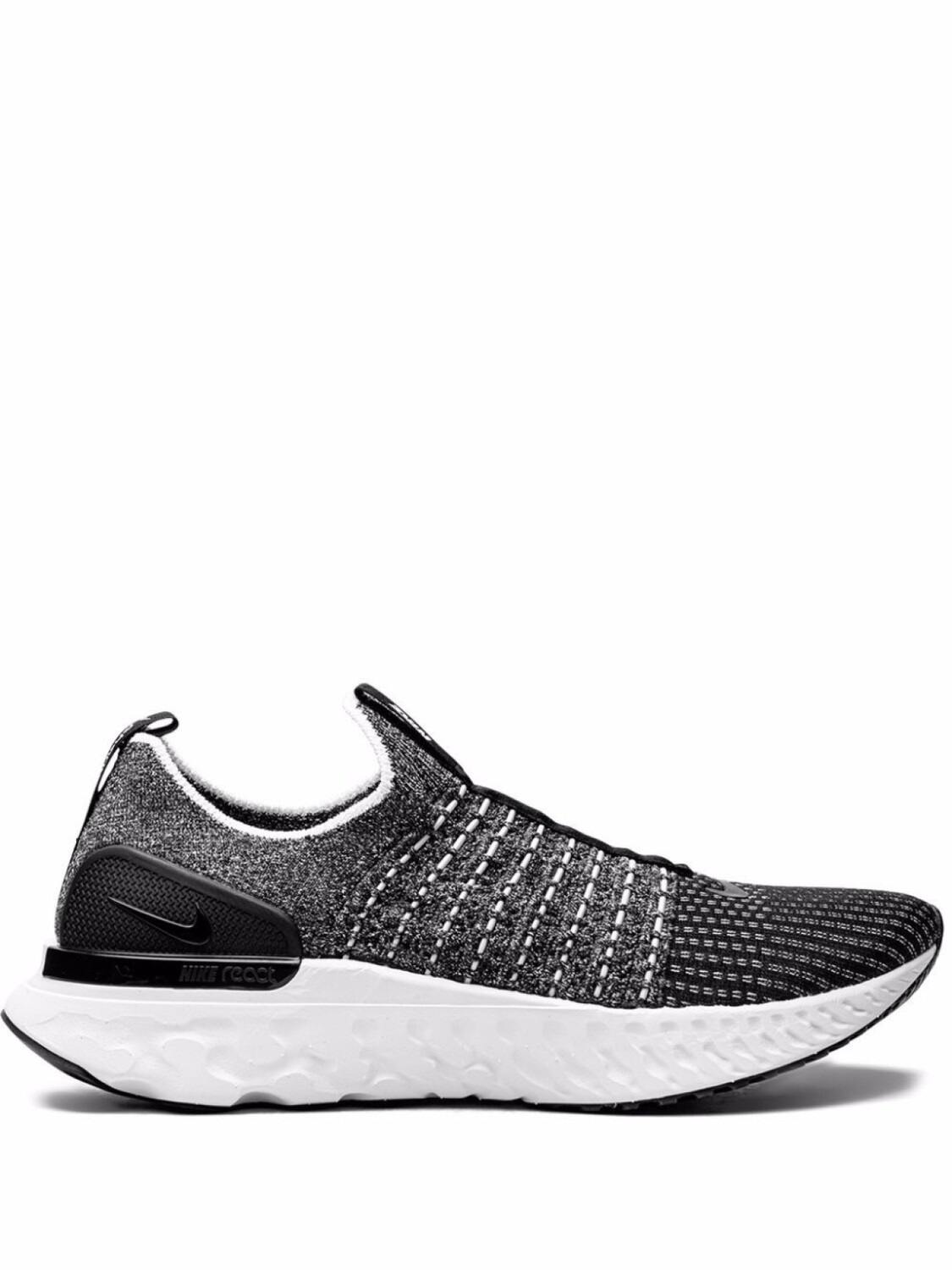 

Nike кроссовки React Phantom Run Flyknit 2, черный