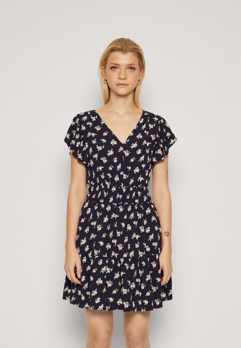 

Летнее платье Smock Mini Dress GAP, цвет navy