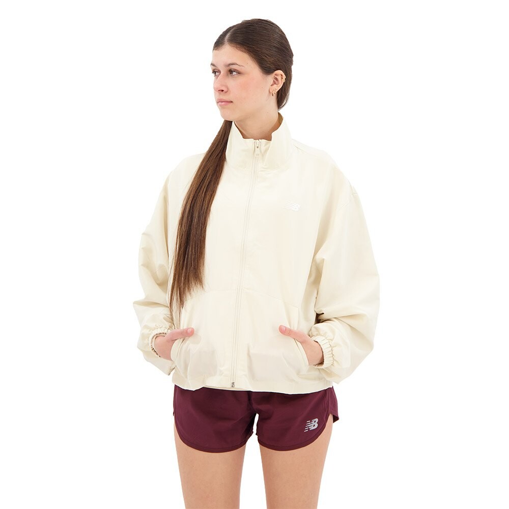 

Куртка New Balance Sport Essentials Oversized, бежевый
