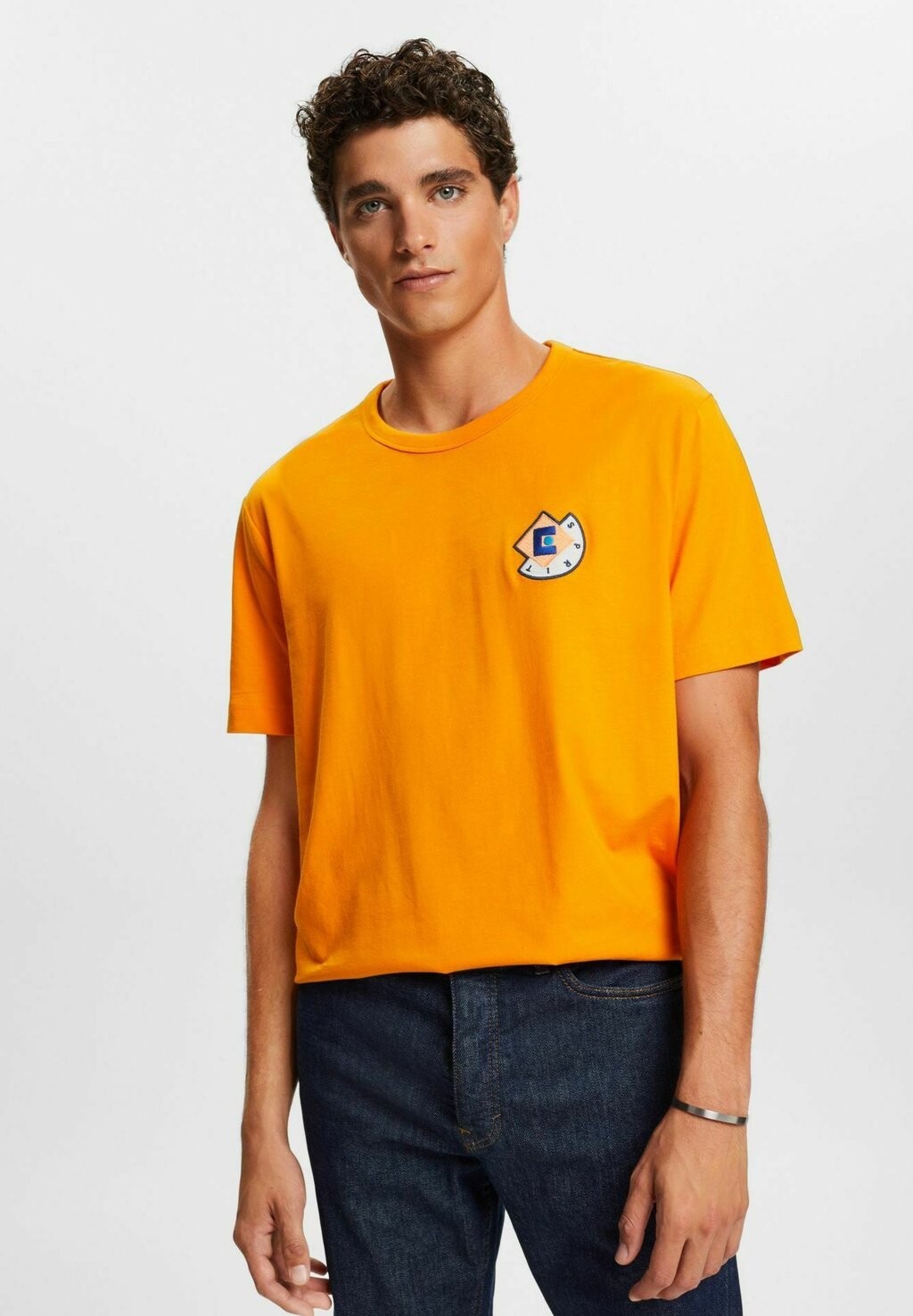 

Базовая футболка MIT GRAFISCHEM LOGO Esprit, золотисто-оранжевый