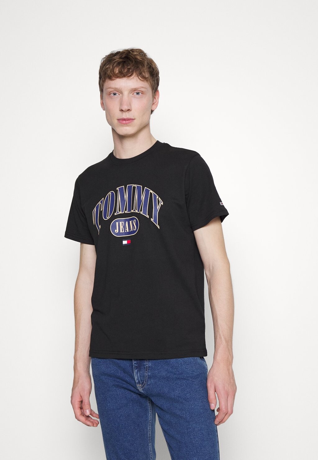 

Футболка с принтом Tommy Jeans, черный