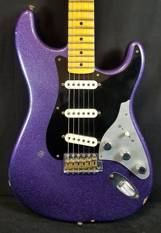 

Электрогитара Fender Custom Shop Limited Edition Poblano II Strat Relic, Purple Sparkle, W/ Case