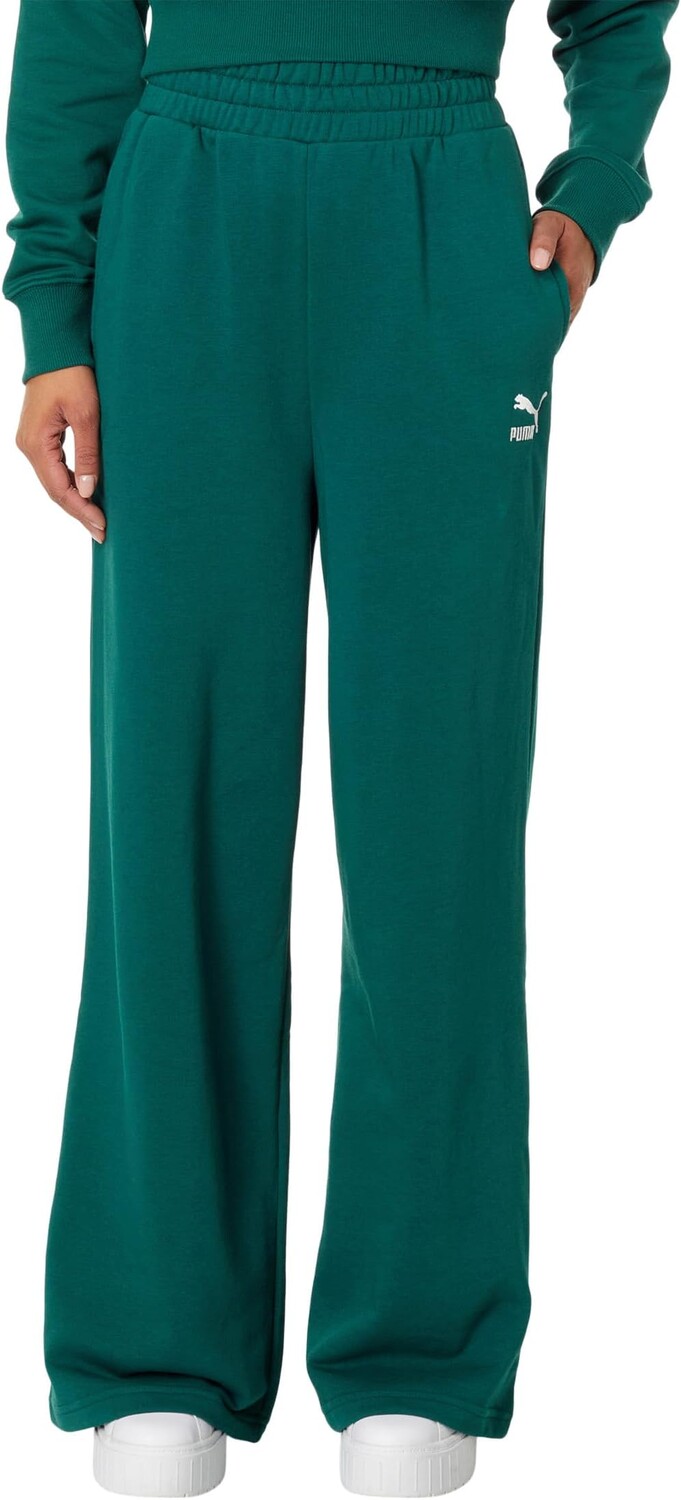 

Брюки Classics Relaxed French Terry Sweatpants PUMA, цвет Malachite