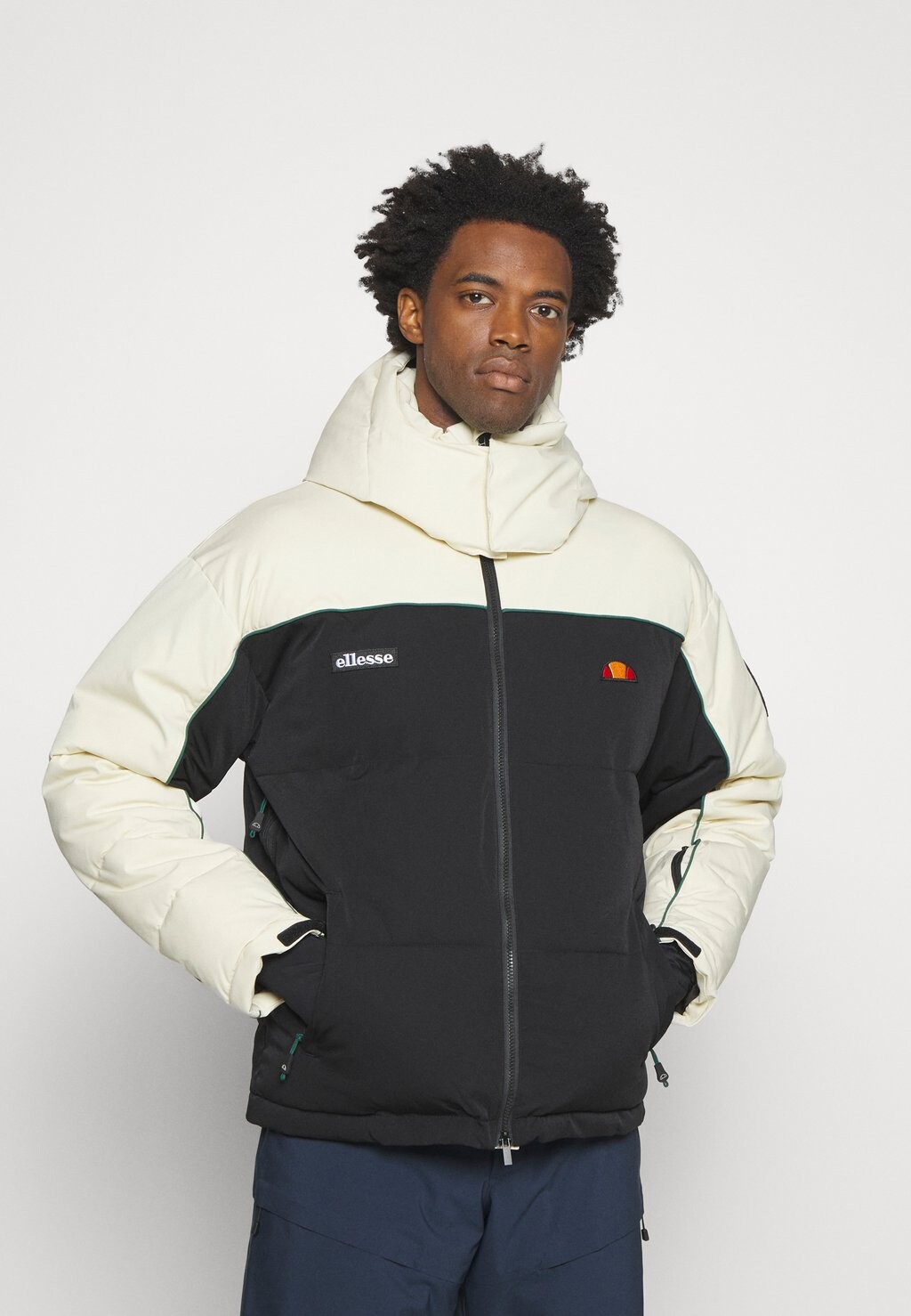 

Зимняя куртка Ellesse STREZING PADDED JACKET, черный