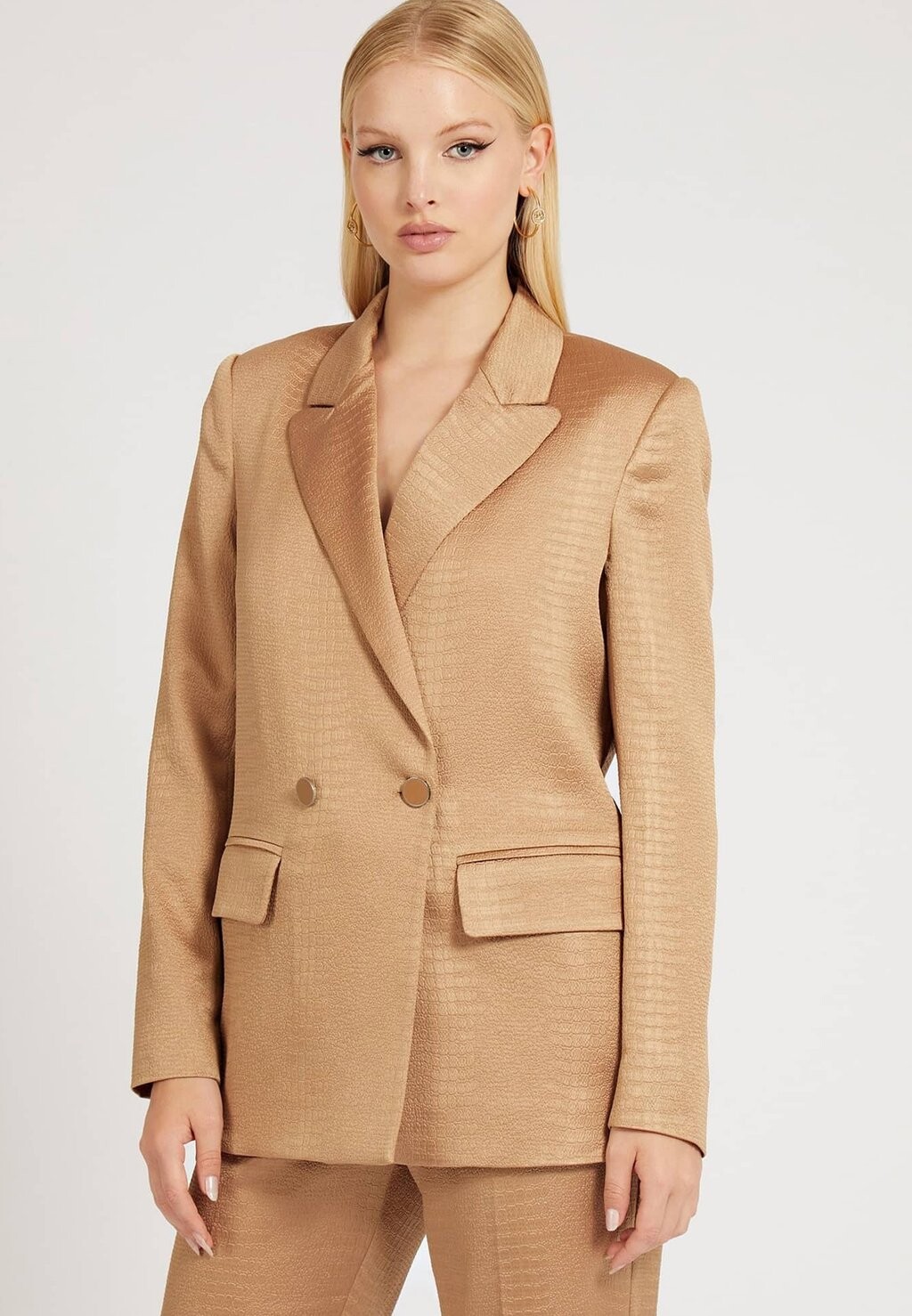 

Длинное пальто Guess