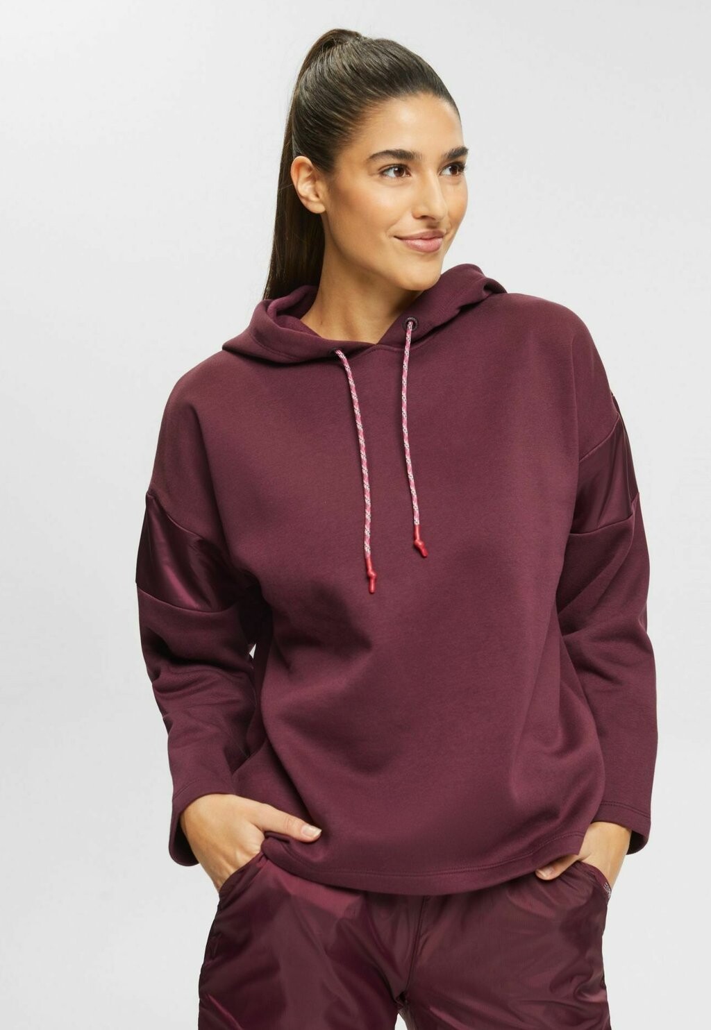 

Толстовка с капюшоном Esprit