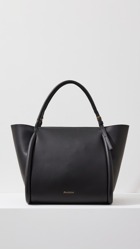 

Сумка-тоут JW Anderson The Bumper 31, черный