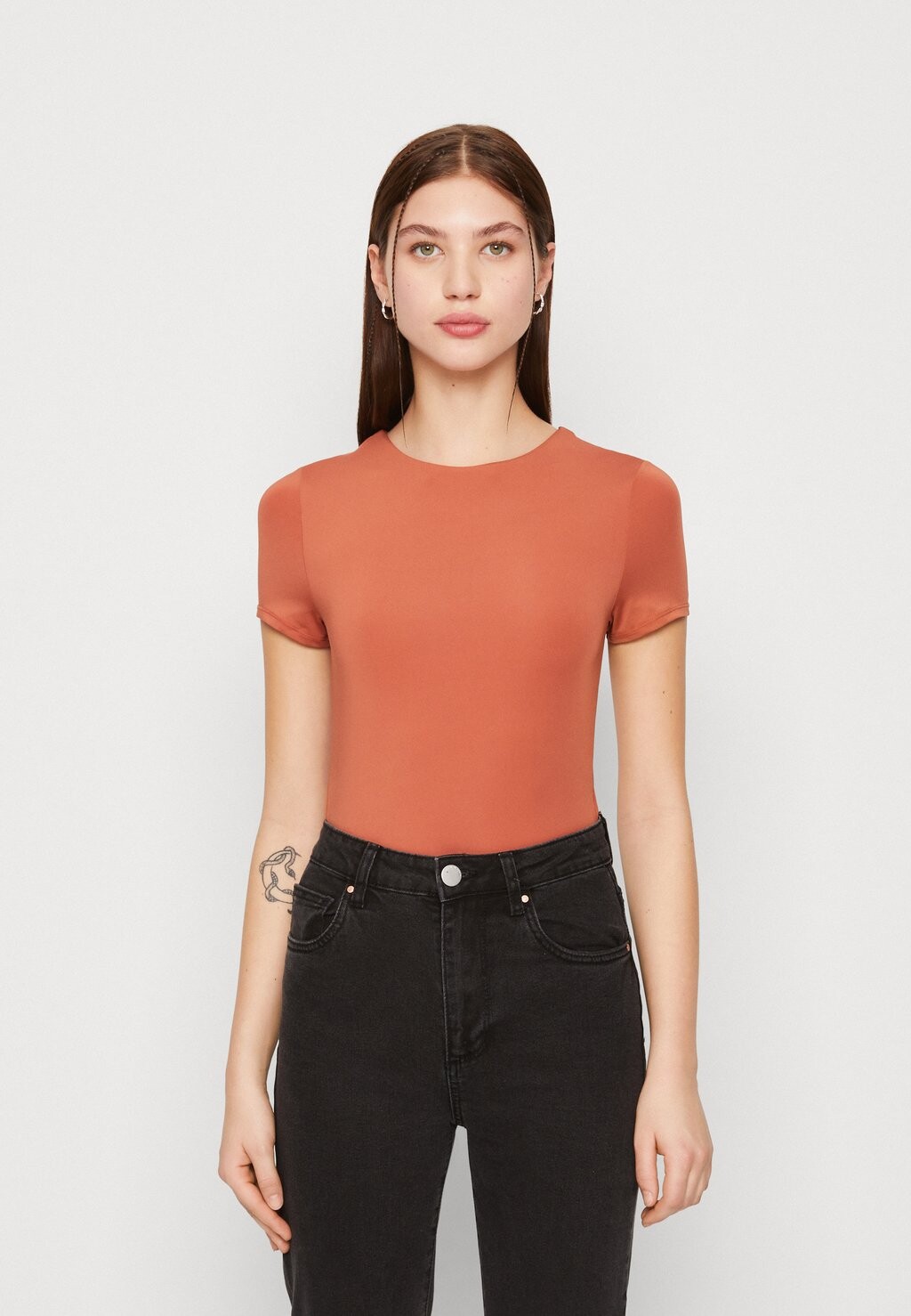 

Базовая футболка Cotton On, коричневый