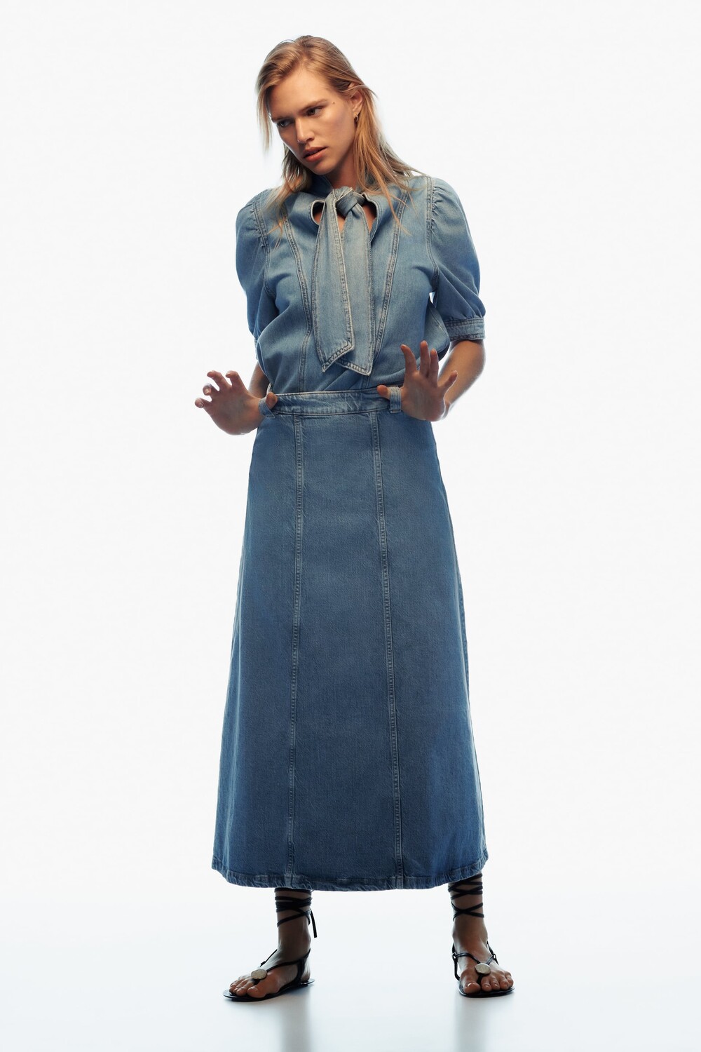

Джемпер из денима в полоску z1975 Zara, средне-синий