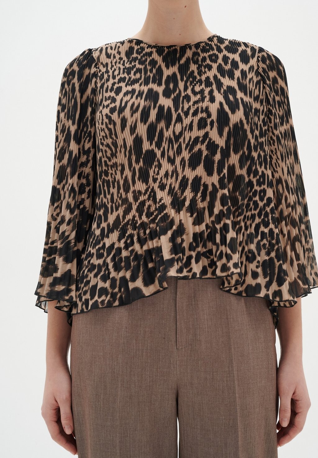 

Блузка InWear НЕСДРАЙВ, цвет natural motion leo