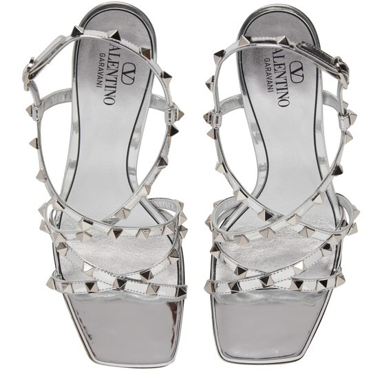 

Босоножки Rockstud Valentino Garavani, серебряный