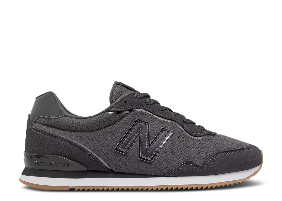 

Кроссовки New Balance Wmns Sola Sleek 'Chalkboard', черный