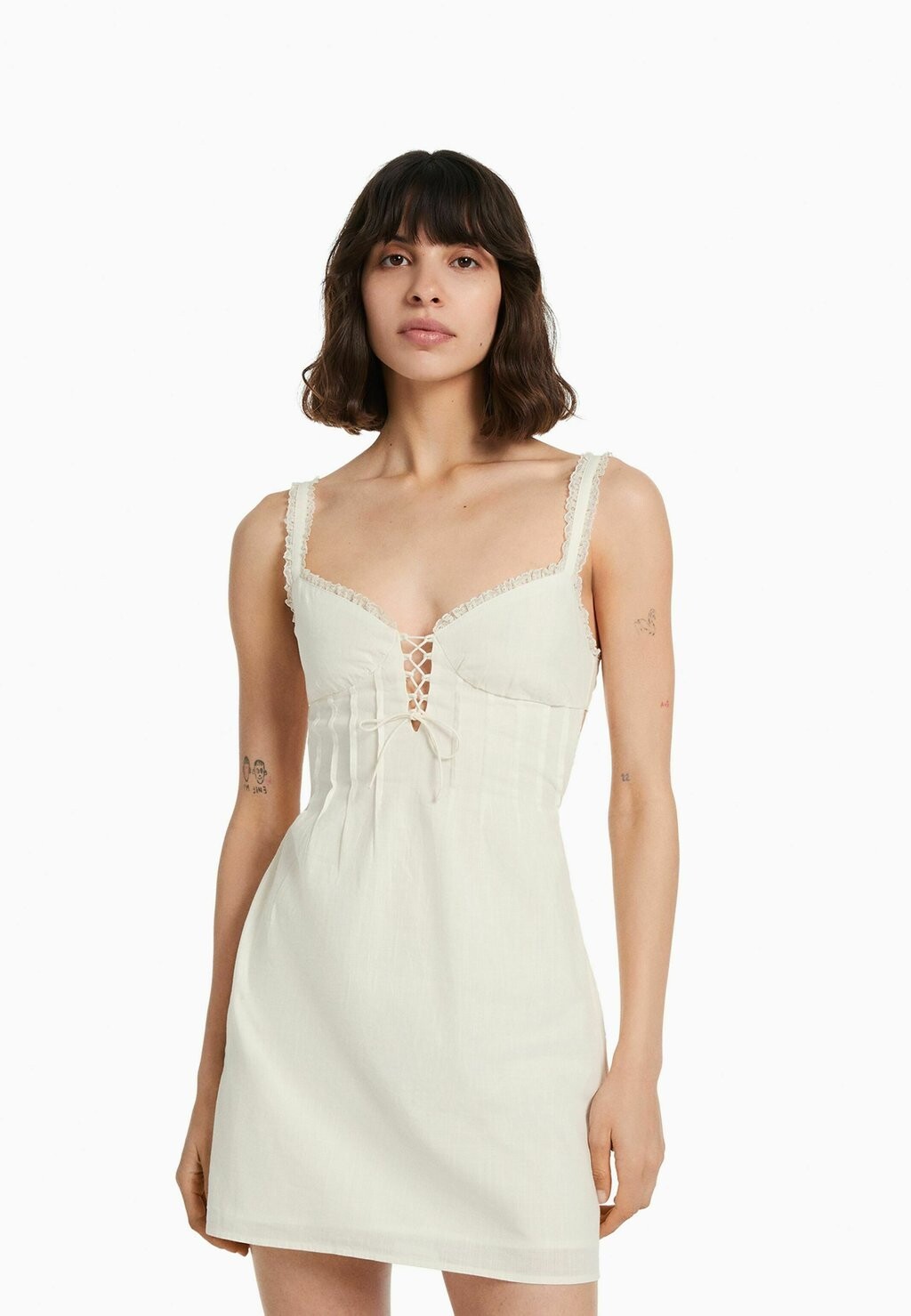

Летнее платье Bershka, бежевый