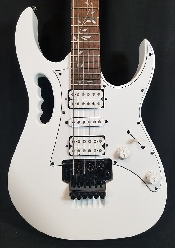 ibanez jemjr wh электрогитара Электрогитара Ibanez JEMJRWH Steve Vai Junior Signature Series Electric Guitar, White, 2023