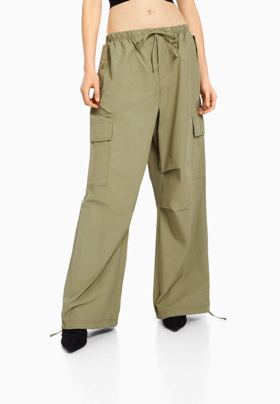 

Брюки Карго Bershka