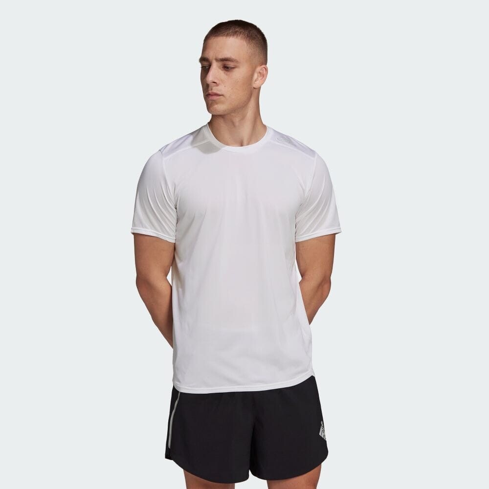 

Футболка Adidas HC9826, белый