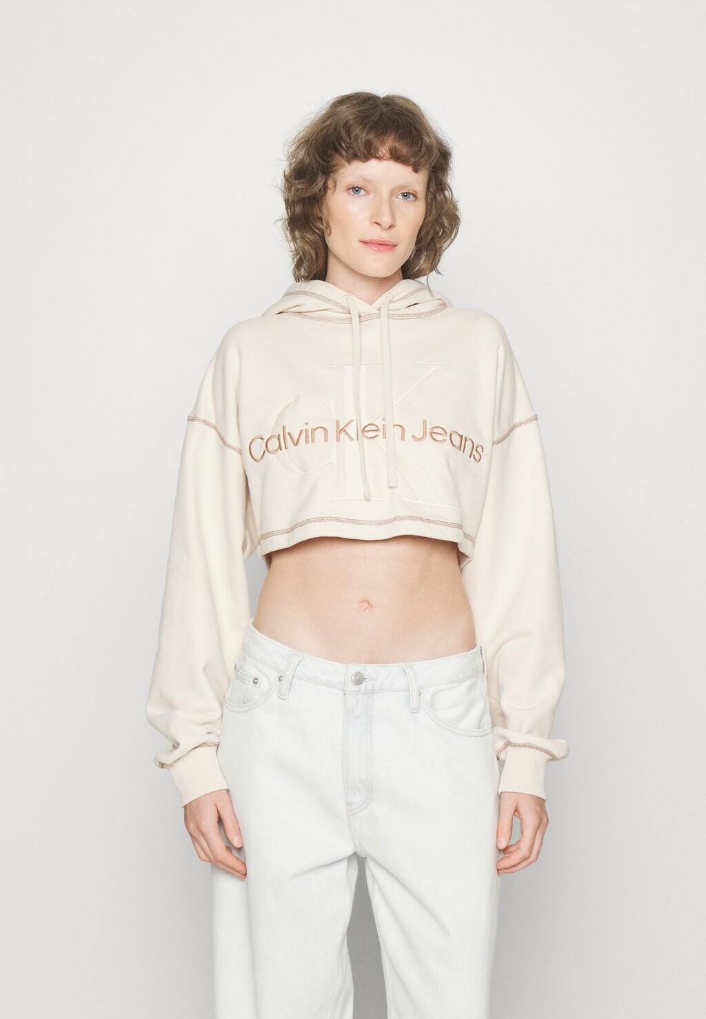 

Толстовка Hero Monologue Shoot Hoodie Calvin Klein Jeans, слоновая кость, Бежевый