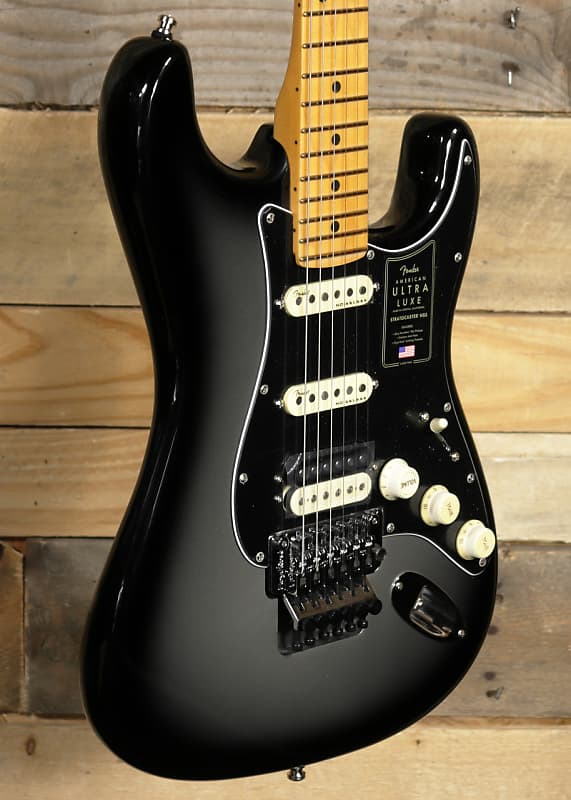 Электрогитара Fender Ultra Luxe Stratocaster Floyd Rose HSS Electric Guitars Silverburst w/ Case