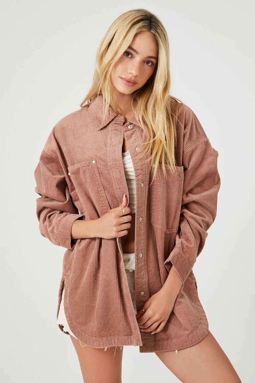 

Вельветовая рубашка с дельфиновым краем Forever 21, коричневый