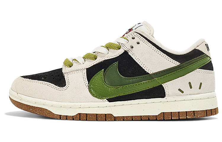 

Женские кроссовки для скейтбординга Nike Dunk Low