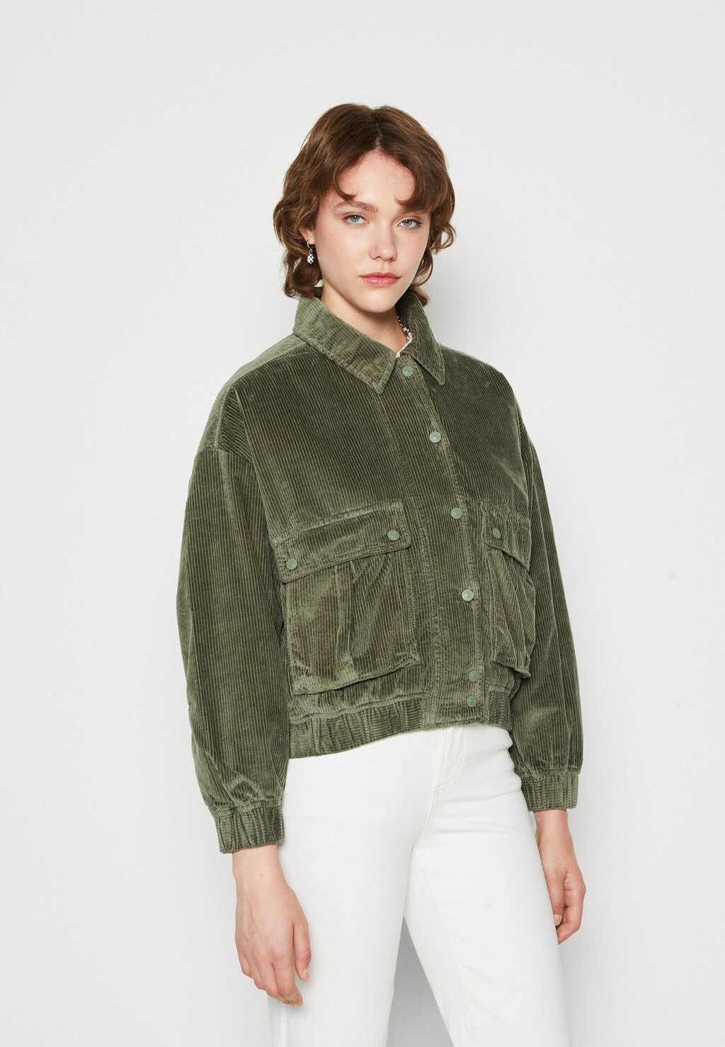 

Бомбер Chaquetas American Eagle, оливковый, Зеленый